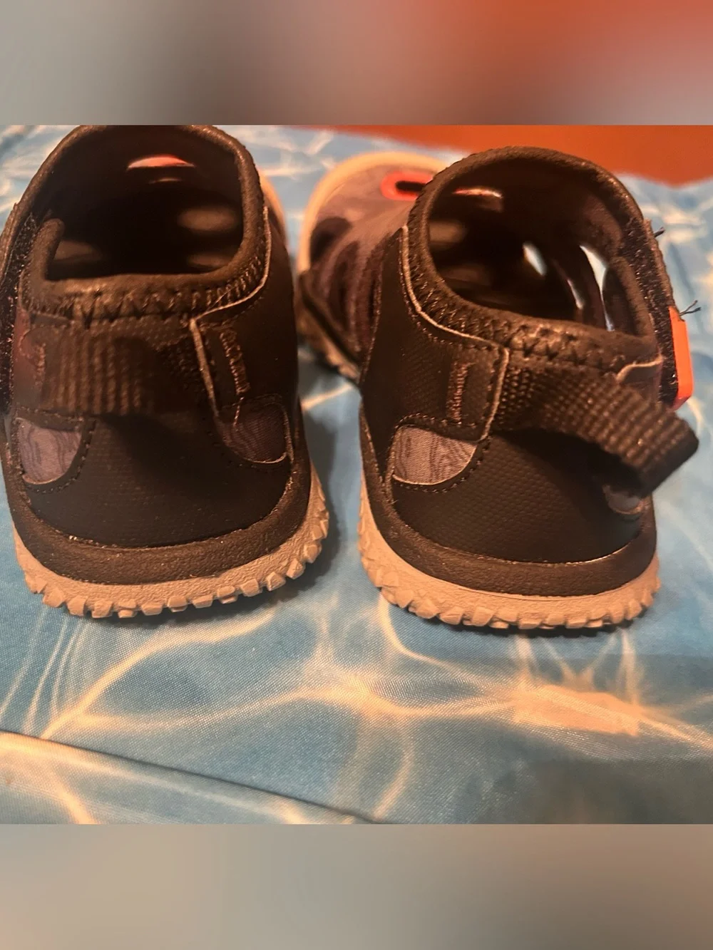 NIB KEEN Toddler Size 8 Black & Orange Water Sport Shoes Sandals Hook & Loop